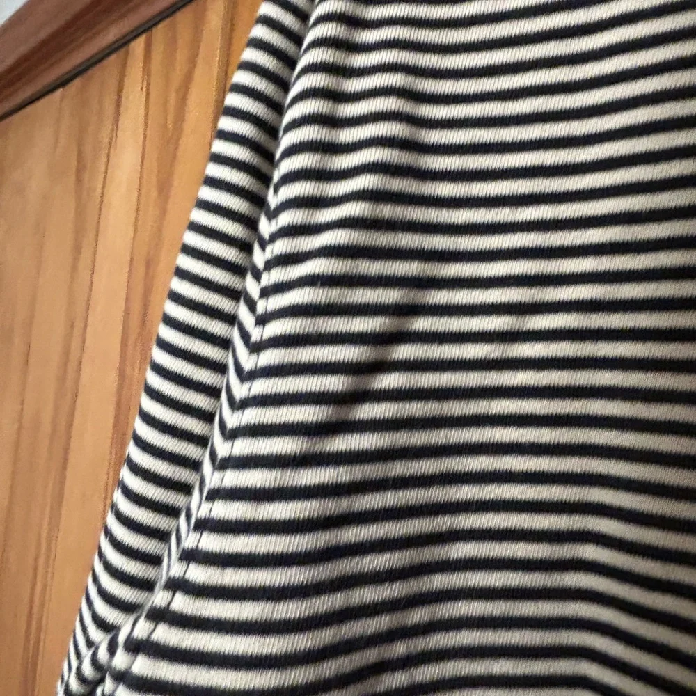J. Crew Men's Black and White Striped Sweater
